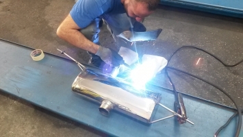 VW GOLF V 1.4TSI LOOK R32 Rear muffler with Titanium Exhaust Tips