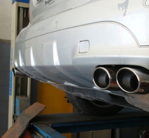 MERCEDES ML 350  Installation of exhaust tips Look AMG